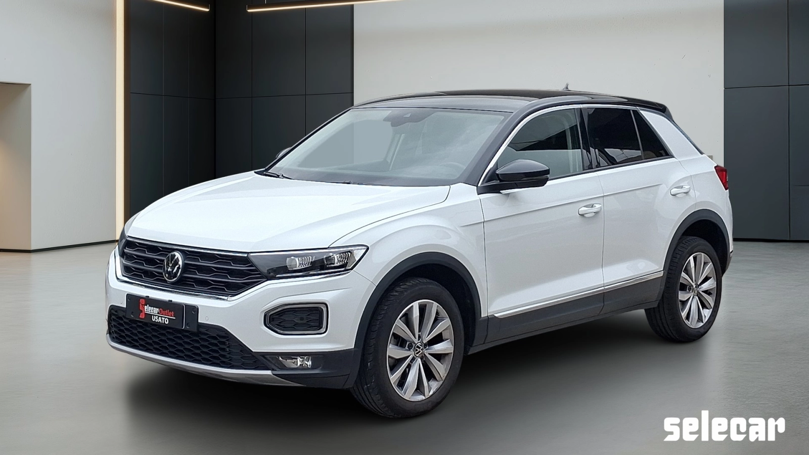 img-0 Volkswagen T-Roc Volkswagen SE-U79114
