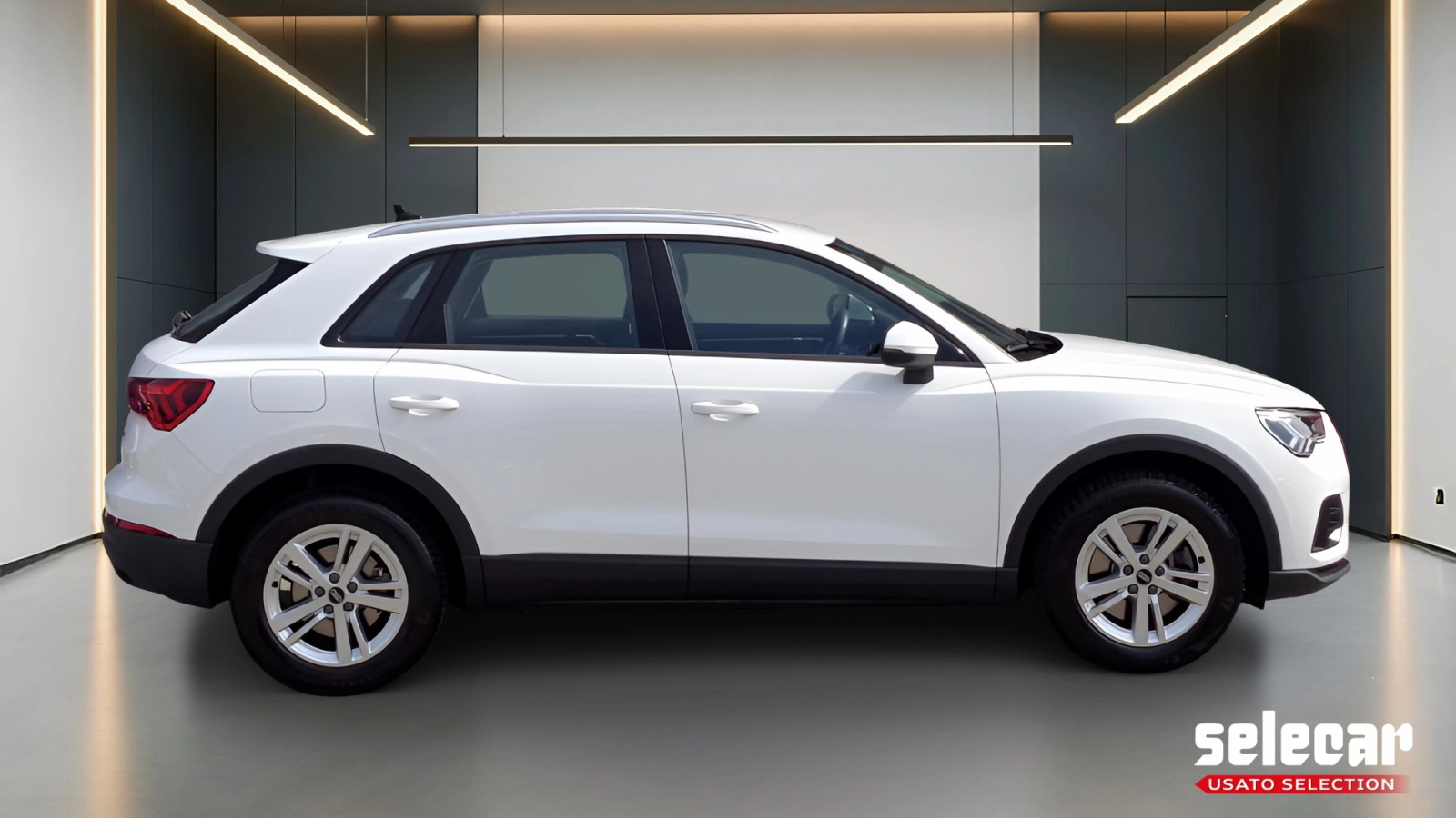 img-2 Audi Q3 Audi SE-U77707