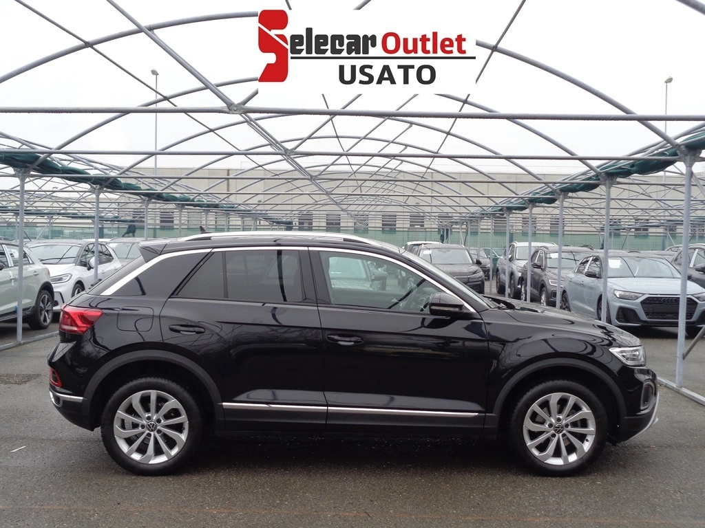 img-2 Volkswagen T-Roc Volkswagen SE-U78039