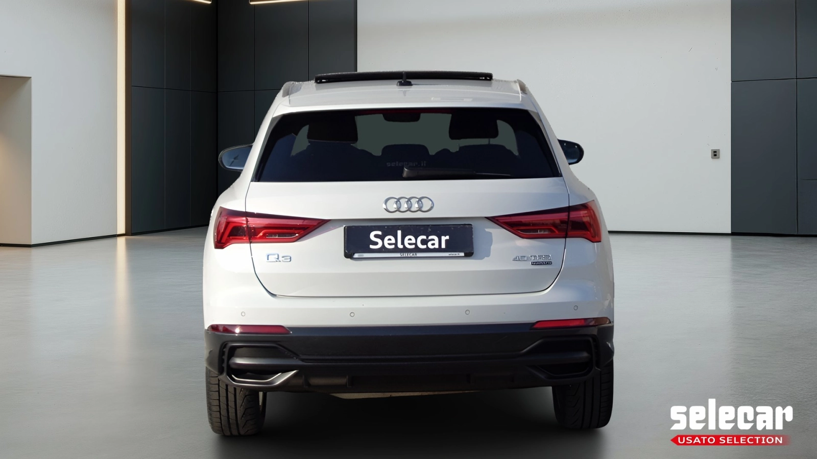 img-4 Audi Q3 Audi AU-U76558