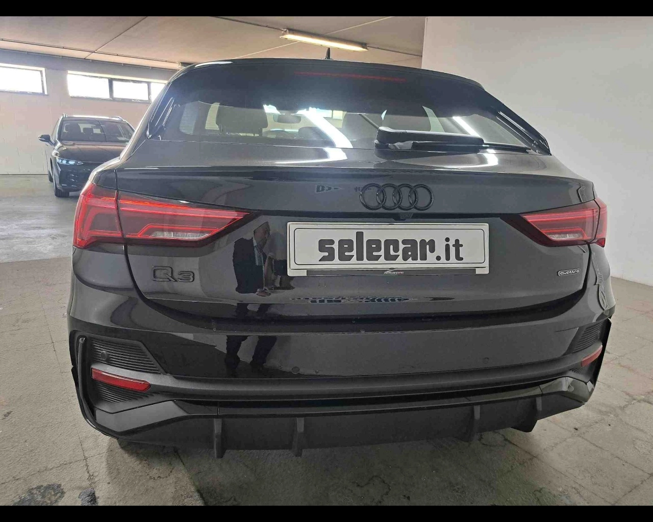 img-3 Audi Q3 Sportback Audi SE-U78687