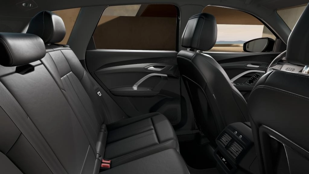 img-2 Audi Q5 Audi SE-N189040