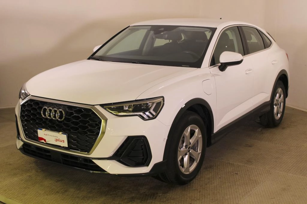 img-0 Audi Q3 Sportback Audi AU-U77604