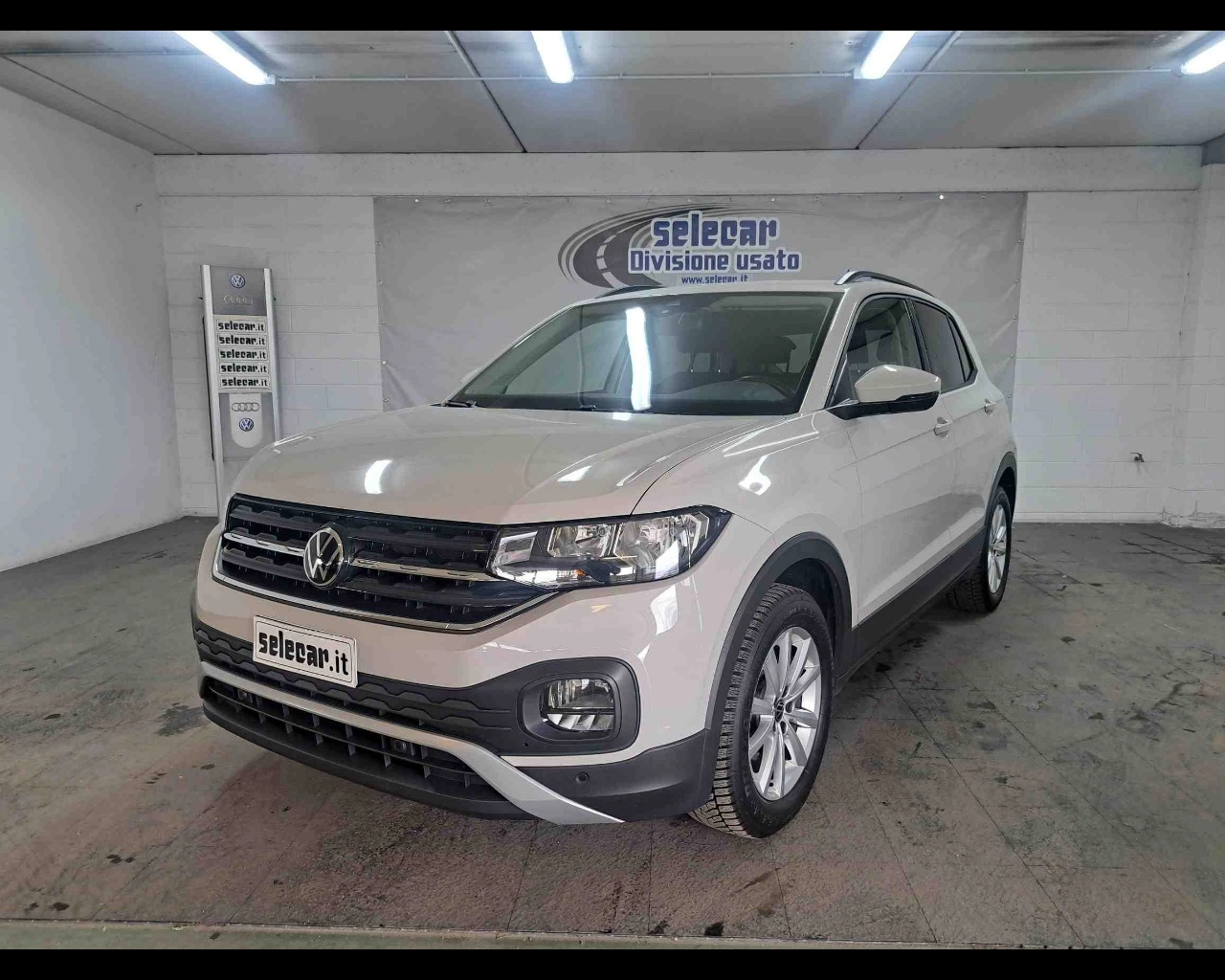 img-0 Volkswagen T-Cross Volkswagen SE-U78256