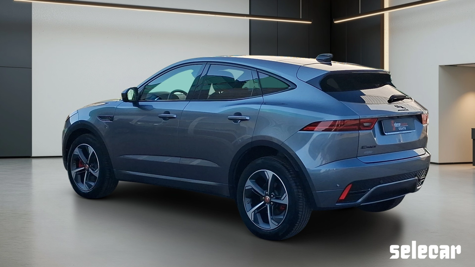 img-3 Jaguar E-Pace Jaguar SE-U78884