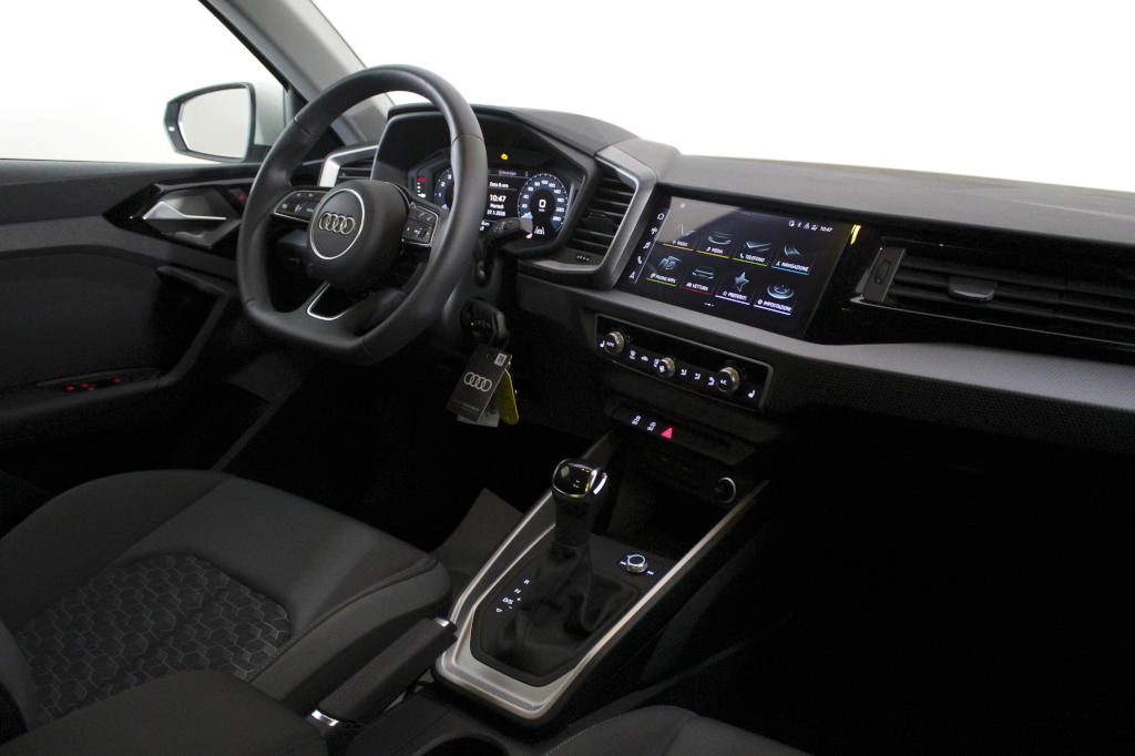 img-3 Audi A1 Sportback Audi AU-U78251