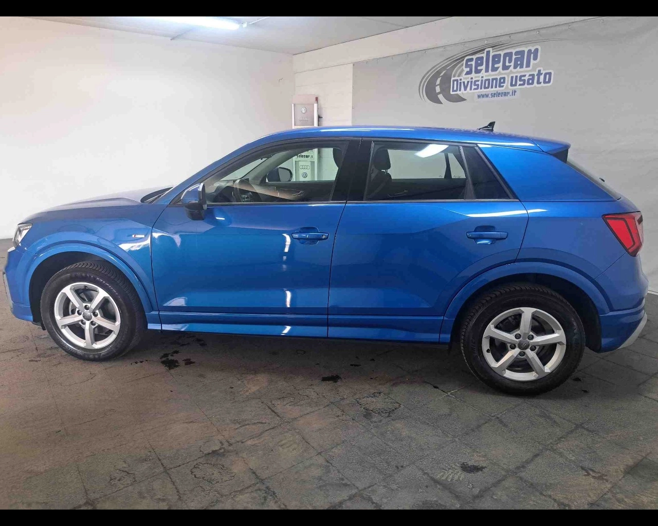 img-1 Audi Q2 Audi SE-U78536