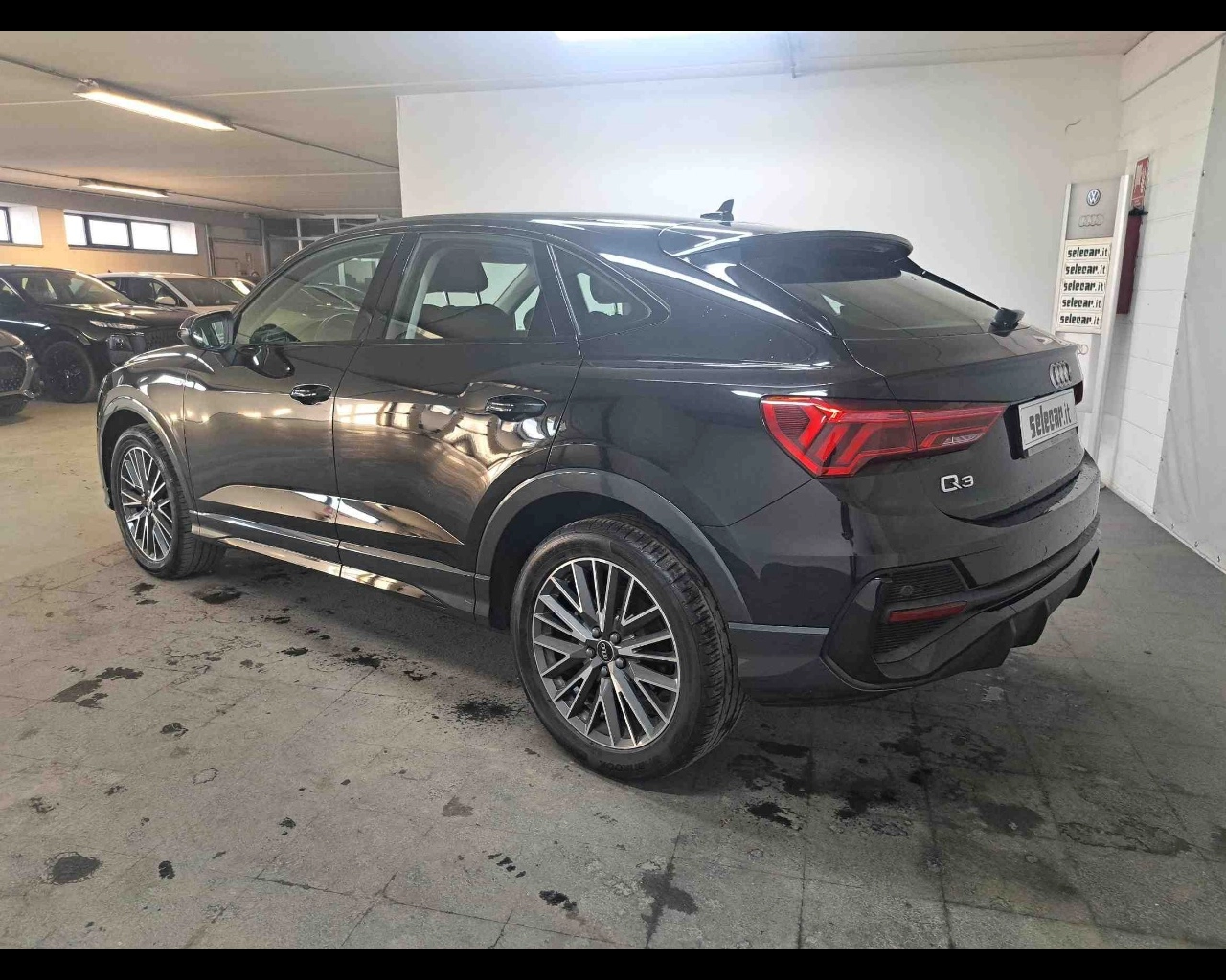 img-2 Audi Q3 Sportback Audi SE-U78929