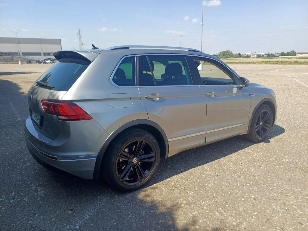 img-2 Volkswagen Tiguan Volkswagen SE-U78635