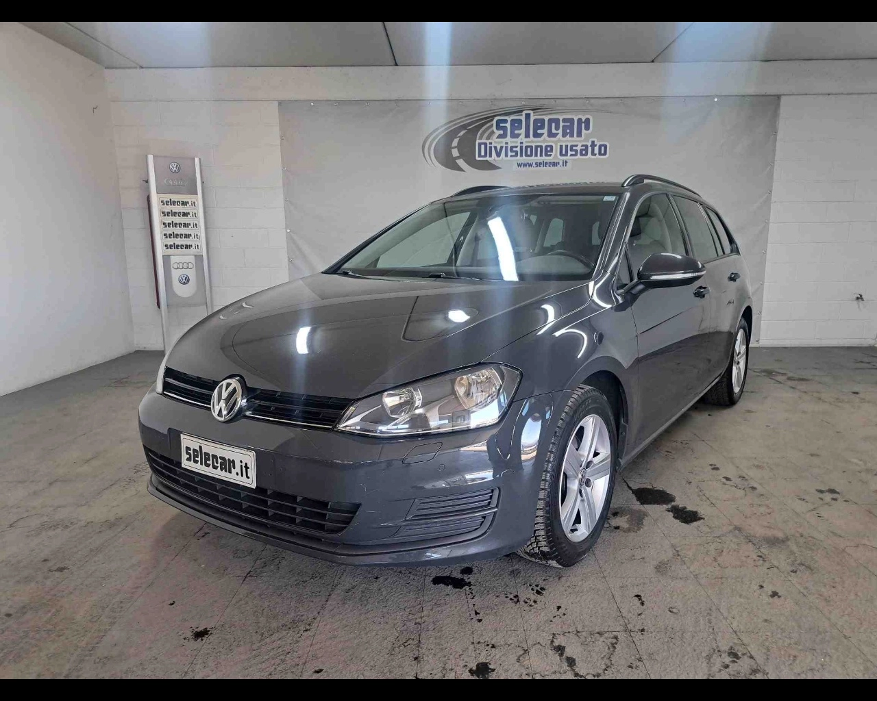 img-0 Volkswagen Golf Variant Volkswagen SE-U78240