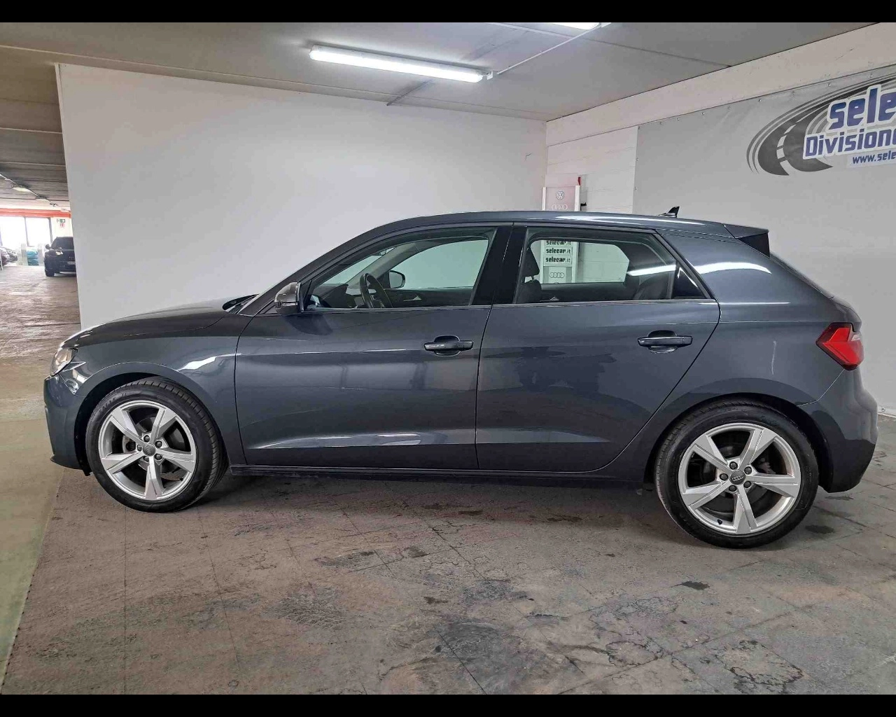 img-1 Audi A1 Sportback Audi SE-U78339