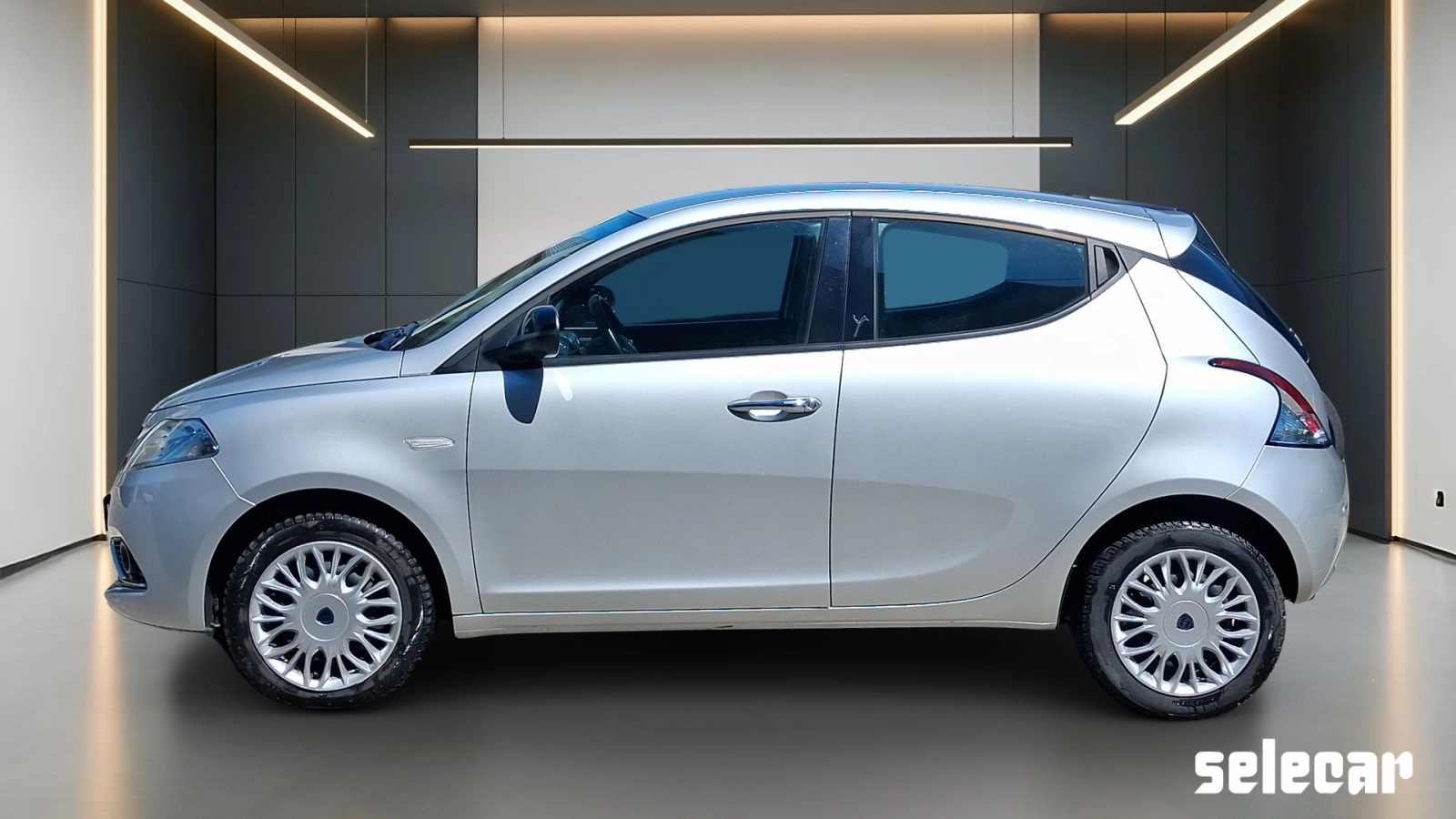img-2 Lancia Ypsilon Lancia SE-U75250