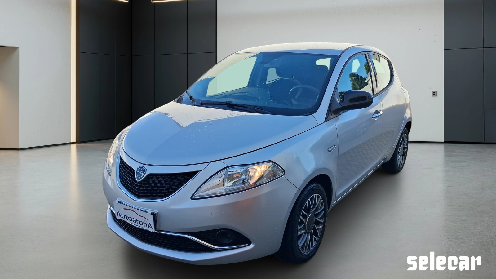 img-0 Lancia Ypsilon Lancia SE-U76052