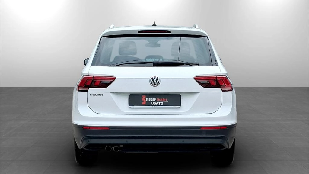 img-4 Volkswagen Tiguan Volkswagen SE-U78724