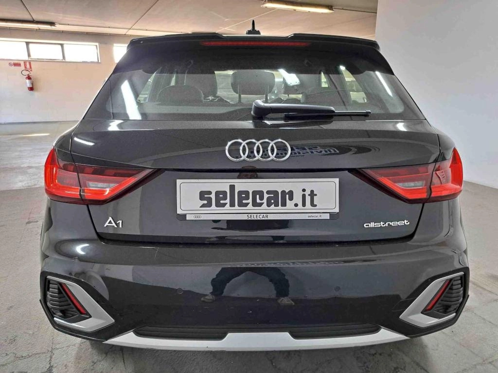 img-3 Audi A1 Allstreet Audi SE-U78335