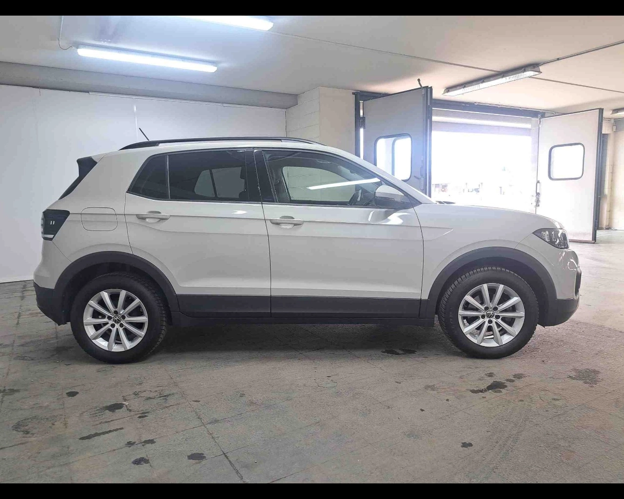 img-4 Volkswagen T-Cross Volkswagen SE-U78256