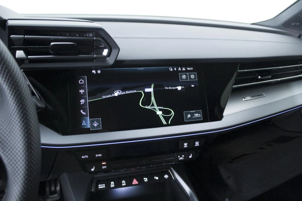 img-4 Audi A3 Sportback Audi AU-U78342