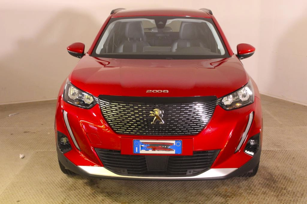 img-1 Peugeot 2008 Peugeot AU-U78180