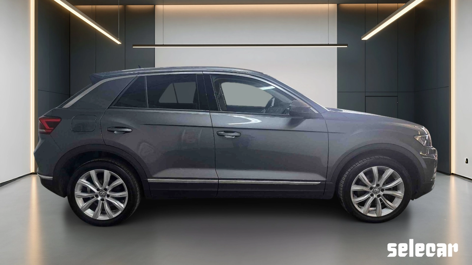 img-4 Volkswagen T-Roc Volkswagen SE-U79144