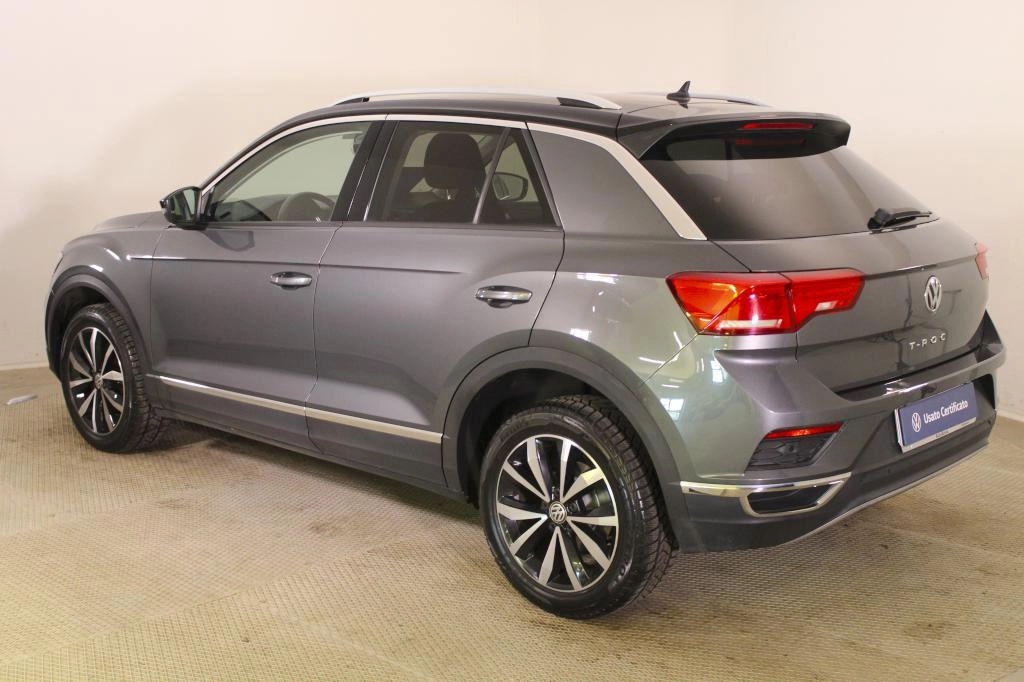 img-3 Volkswagen T-Roc Volkswagen SE-U77729