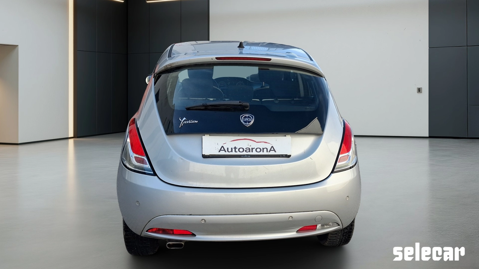 img-4 Lancia Ypsilon Lancia SE-U76052