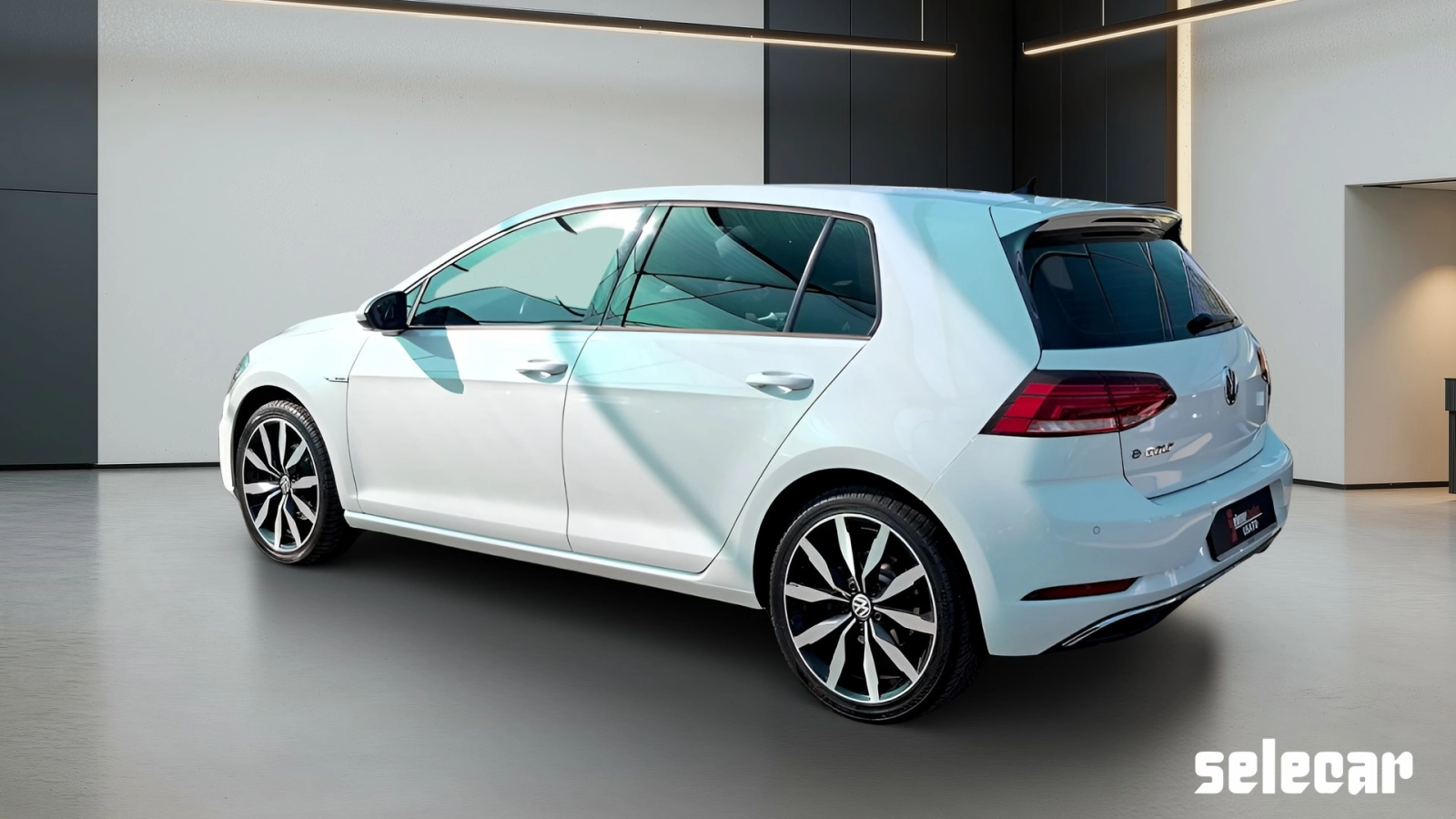 img-3 Volkswagen Golf Volkswagen SE-U78916
