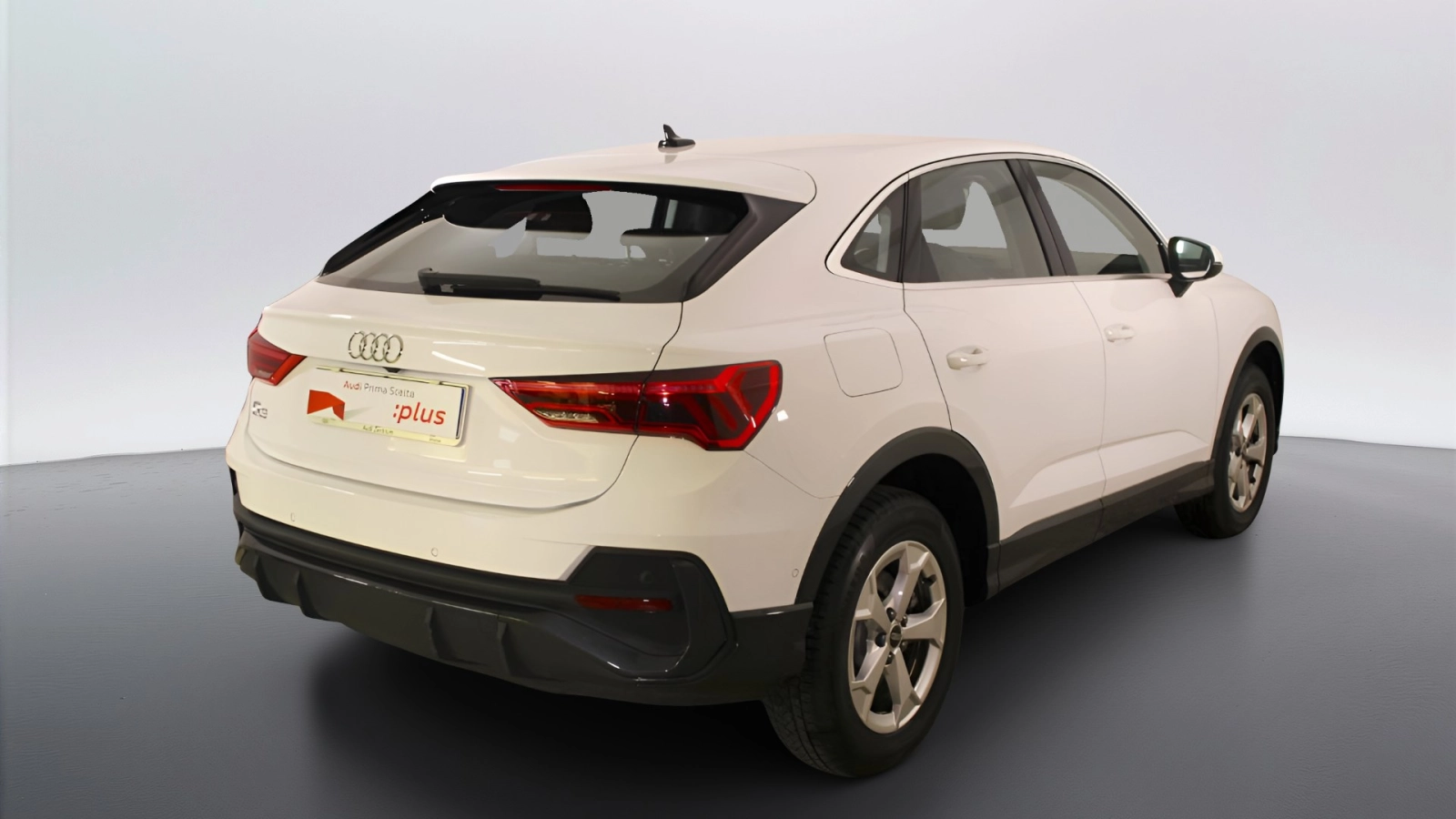 img-1 Audi Q3 Sportback Audi AU-U77604