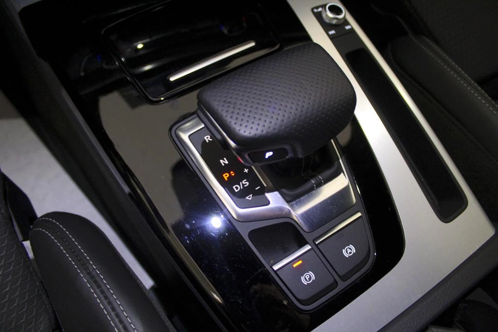 img-4 Audi Q5 Audi AU-U79219