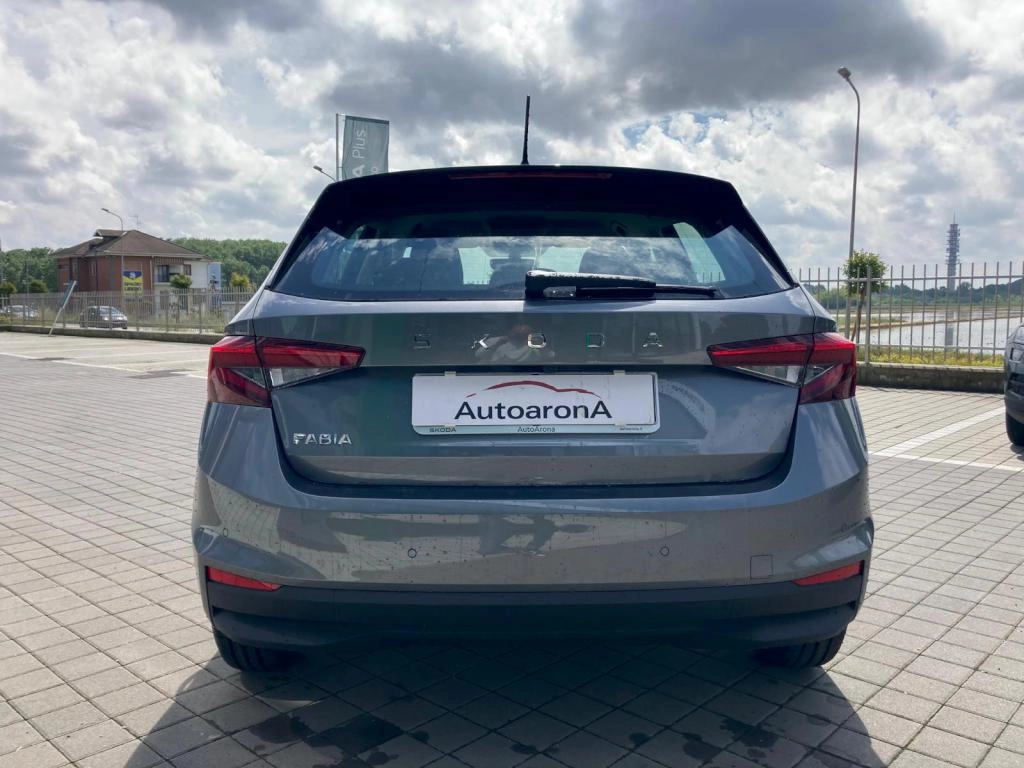 img-2 Skoda FABIA Skoda AU-N186317