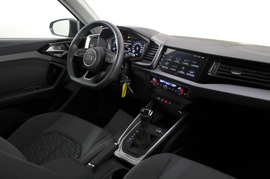 img-3 Audi A1 Sportback Audi AU-U77809