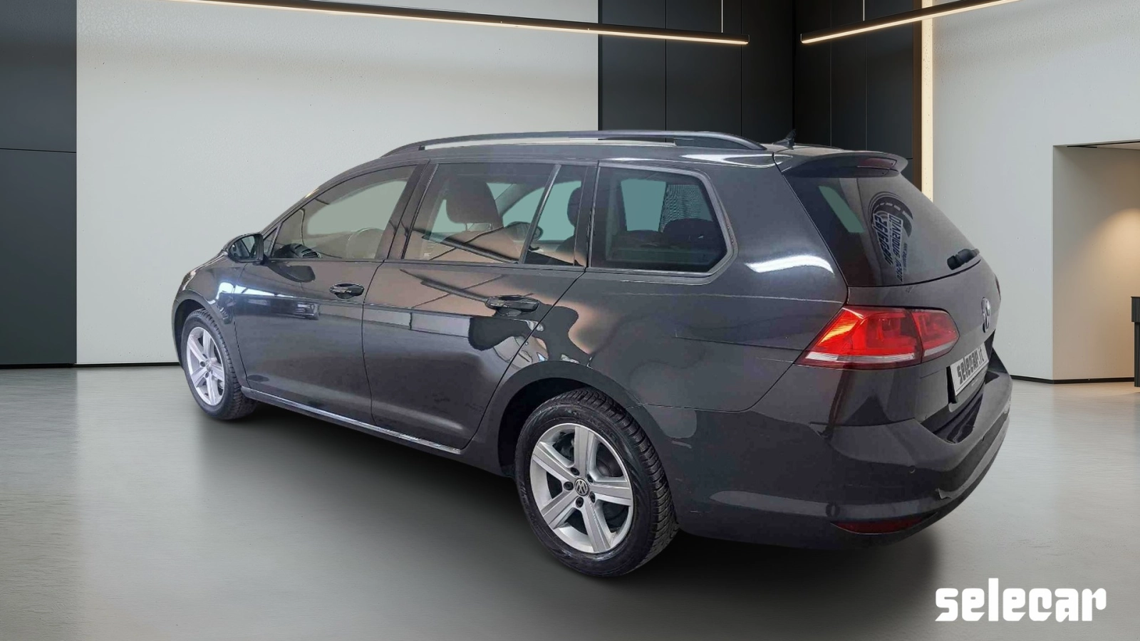 img-2 Volkswagen Golf Variant Volkswagen SE-U78240