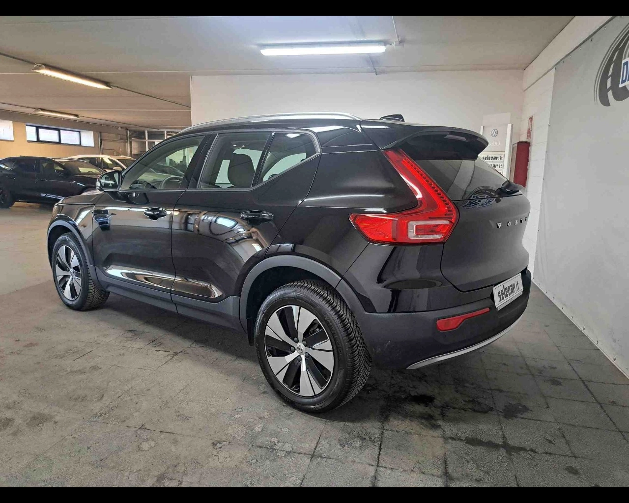 img-2 Volvo XC40 Volvo SE-U76855