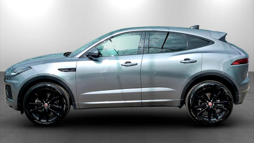 img-2 Jaguar E-Pace Jaguar SE-U78888