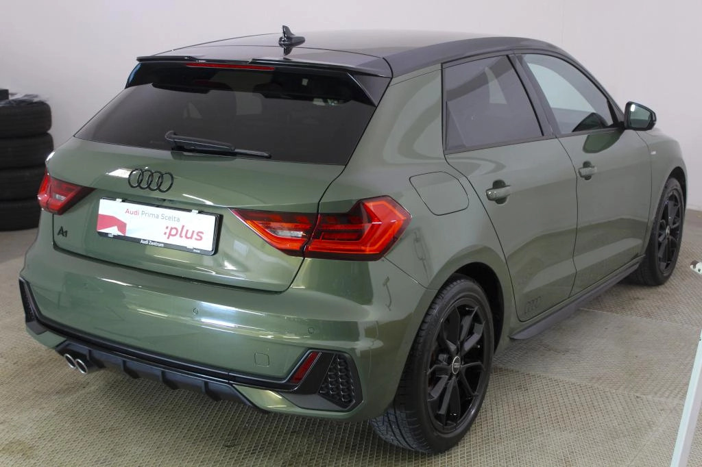img-1 Audi A1 Sportback Audi AU-U77878