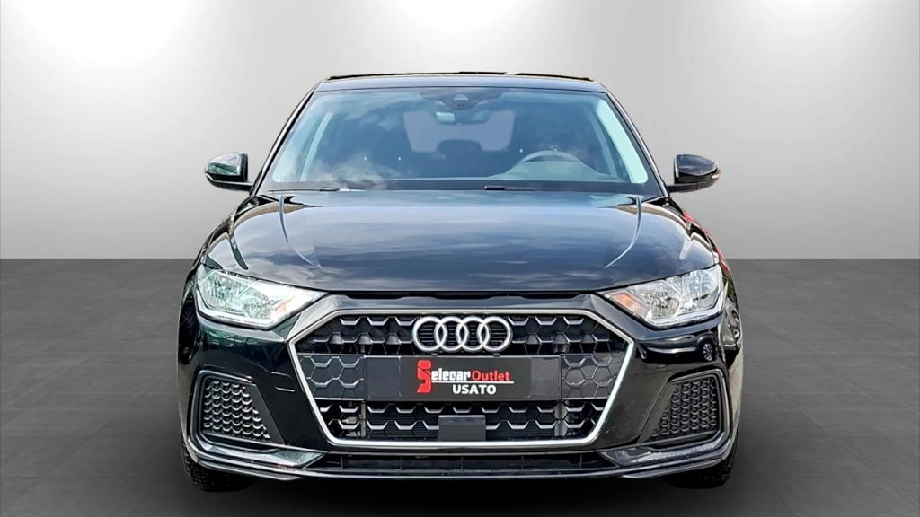 img-1 Audi A1 Sportback Audi SE-U79040