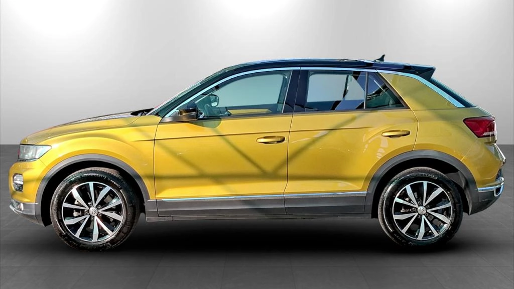 img-2 Volkswagen T-Roc Volkswagen SE-U78282