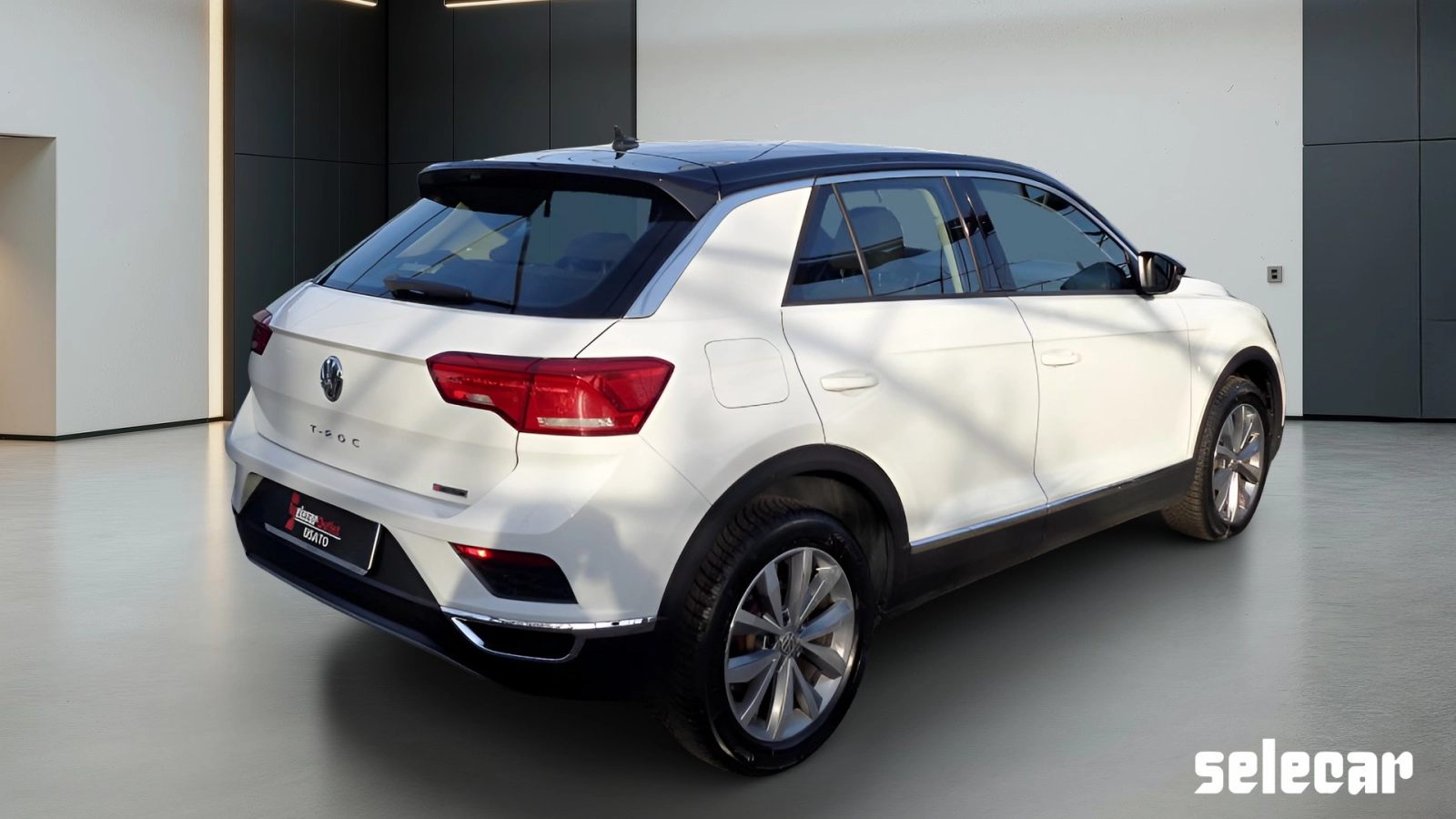 img-3 Volkswagen T-Roc Volkswagen SE-U76956