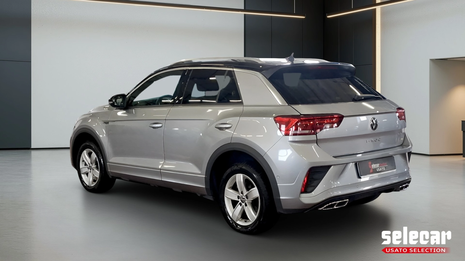 img-3 Volkswagen T-Roc Volkswagen SE-U79241