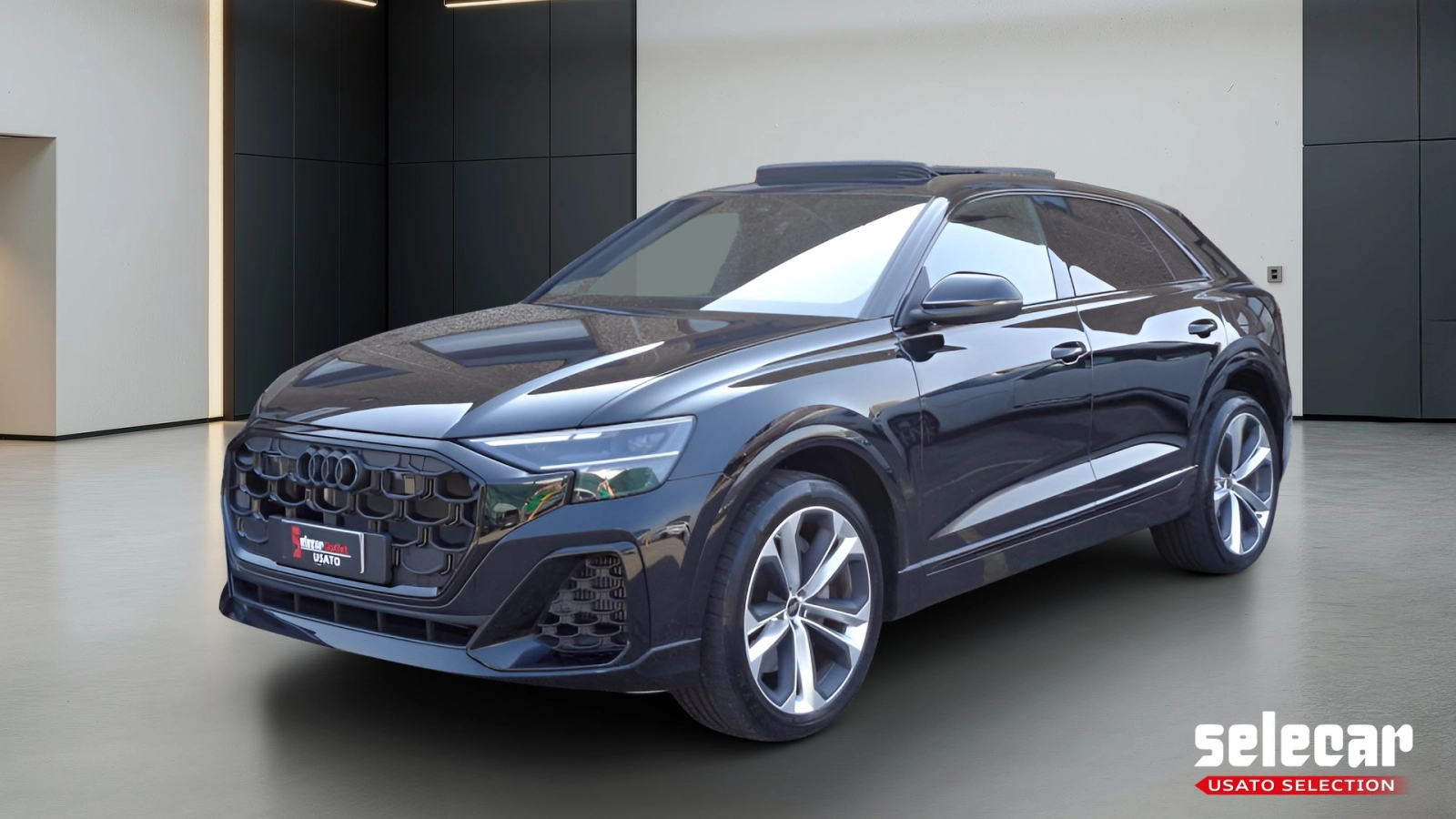 img-0 Audi Q8 Audi SE-U77404