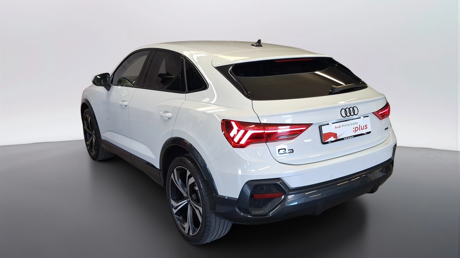img-3 Audi Q3 Sportback Audi AU-U79107