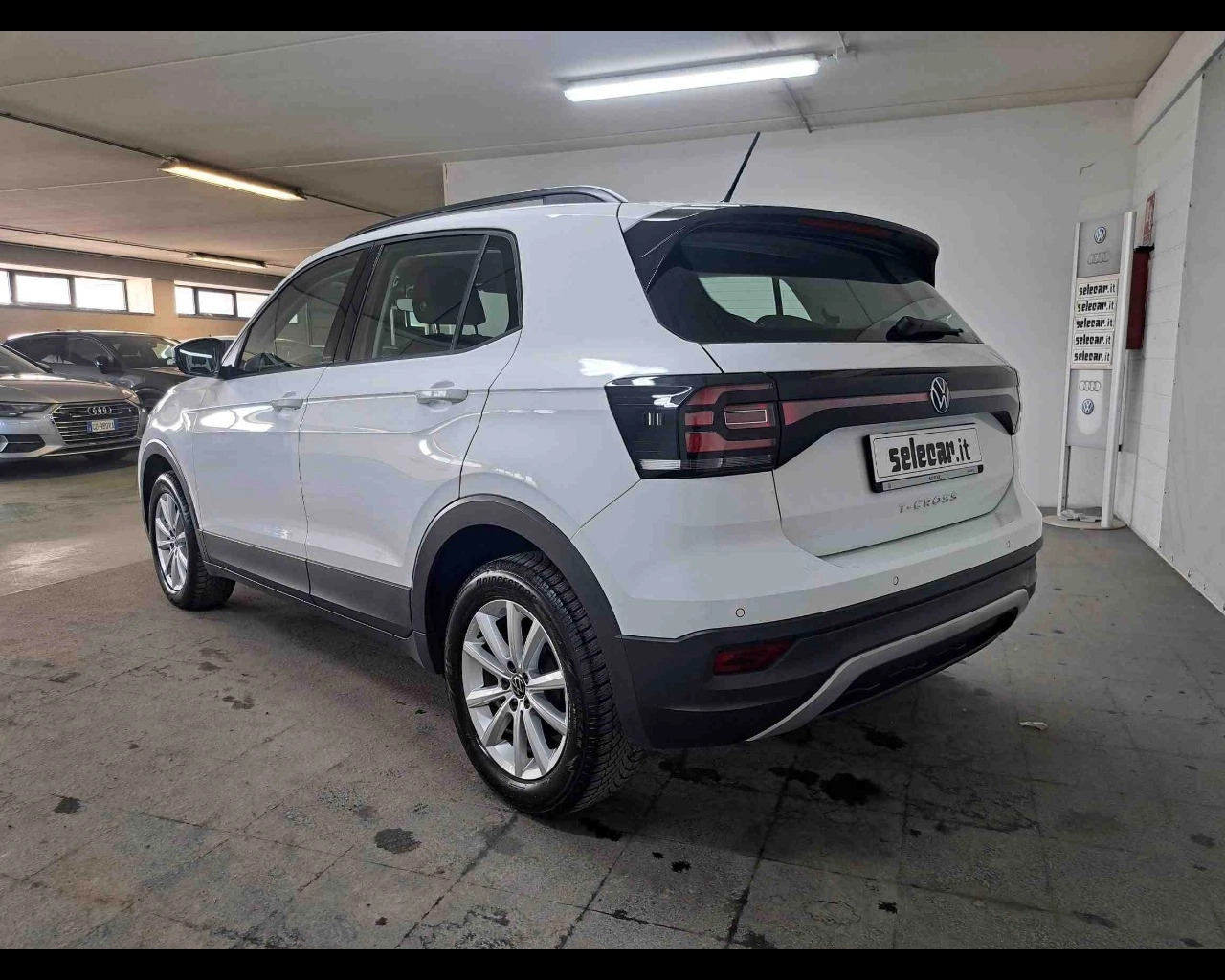 img-2 Volkswagen T-Cross Volkswagen SE-U78770