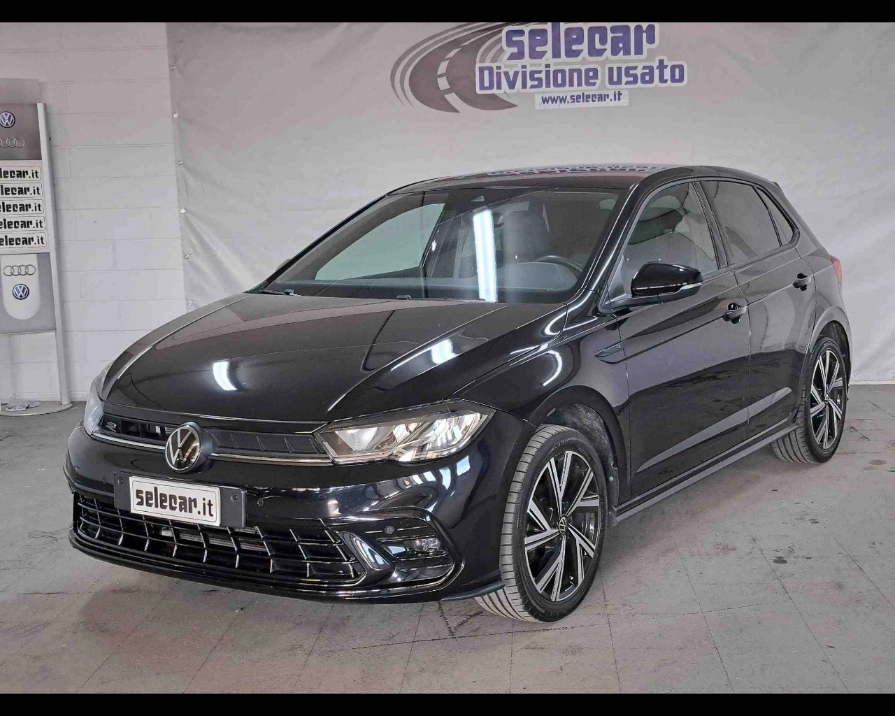 img-0 Volkswagen Polo Volkswagen SE-U78760