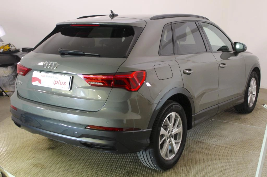 img-1 Audi Q3 Audi AU-U78103