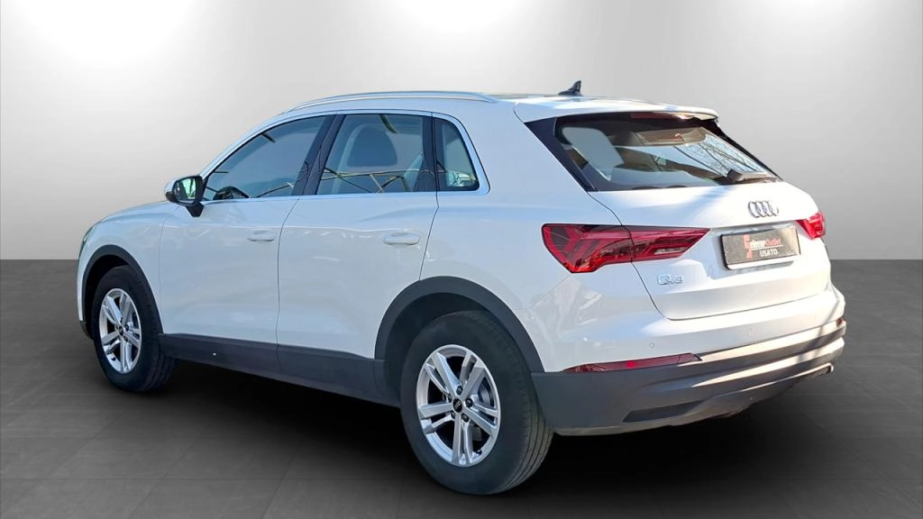 img-3 Audi Q3 Audi SE-U78411