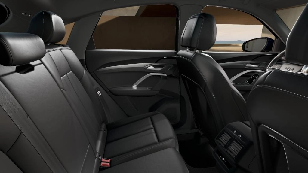 img-2 Audi Q5 Sportback Audi SE-N191397