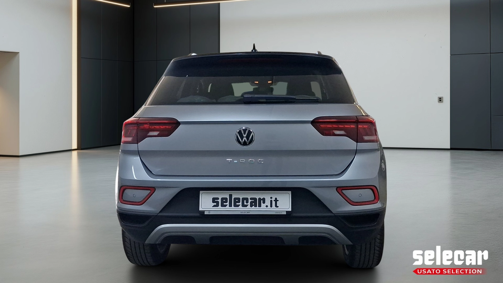 img-4 Volkswagen T-Roc Volkswagen SE-U79080