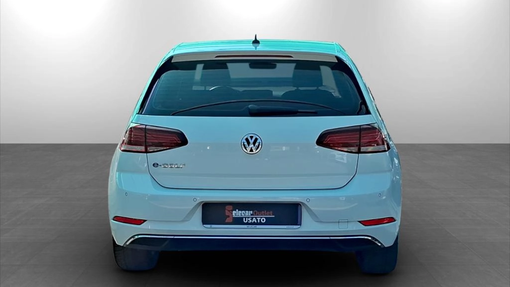 img-4 Volkswagen Golf Volkswagen SE-U78916