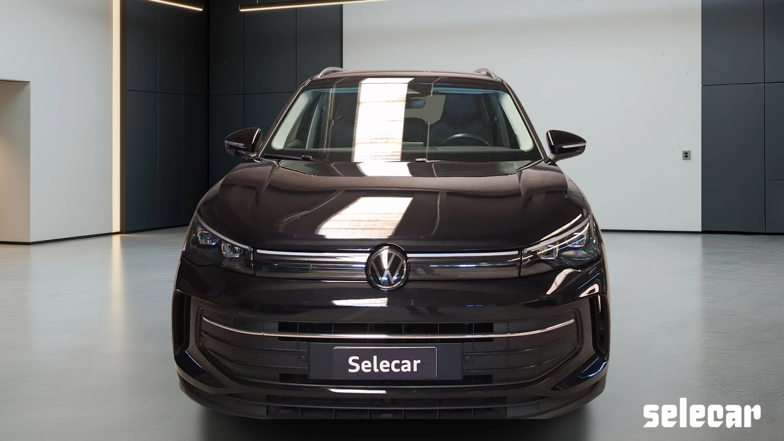 img-1 Volkswagen Tiguan Volkswagen SE-U79714