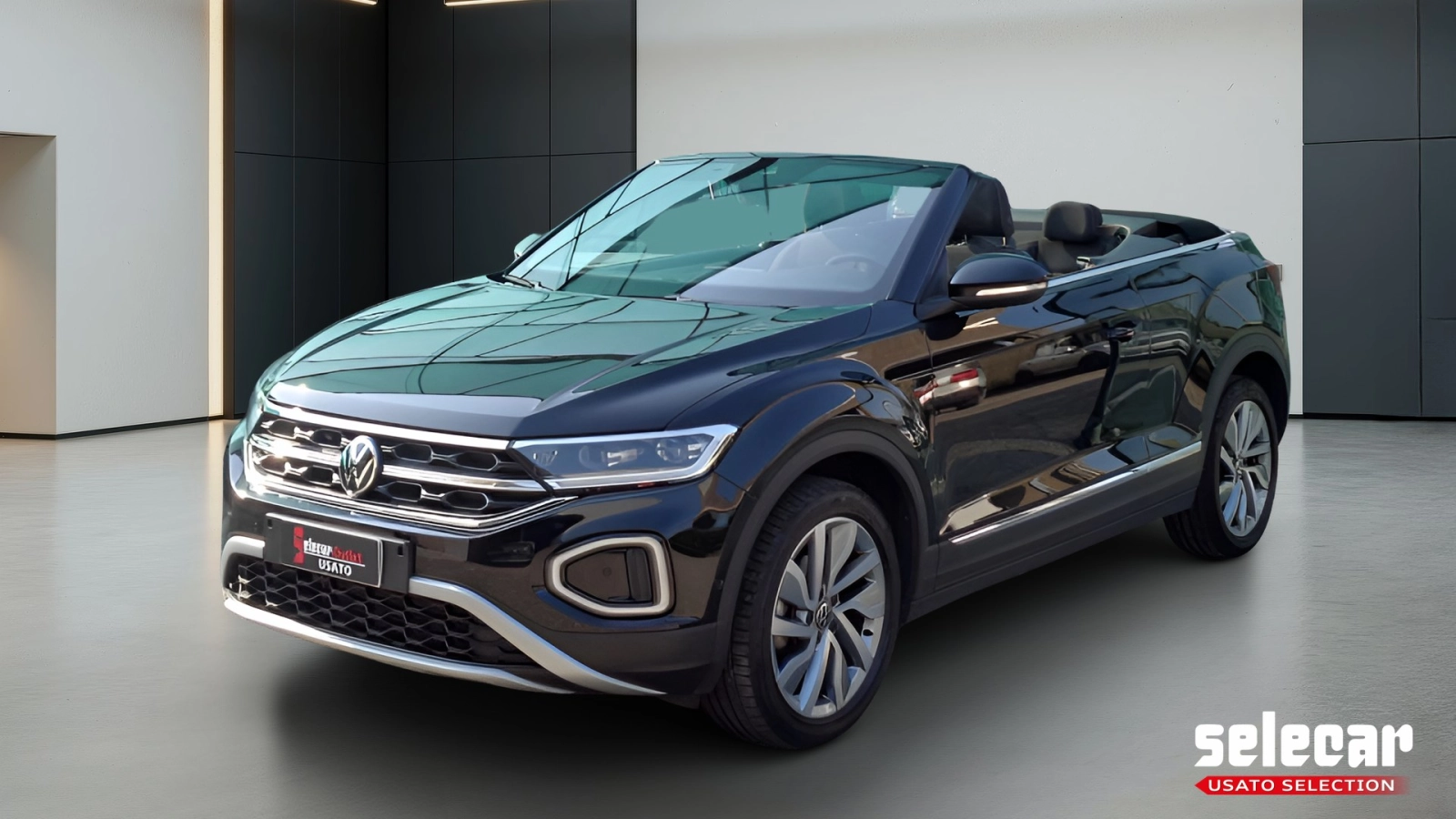 img-0 Volkswagen T-Roc Volkswagen SE-U76269