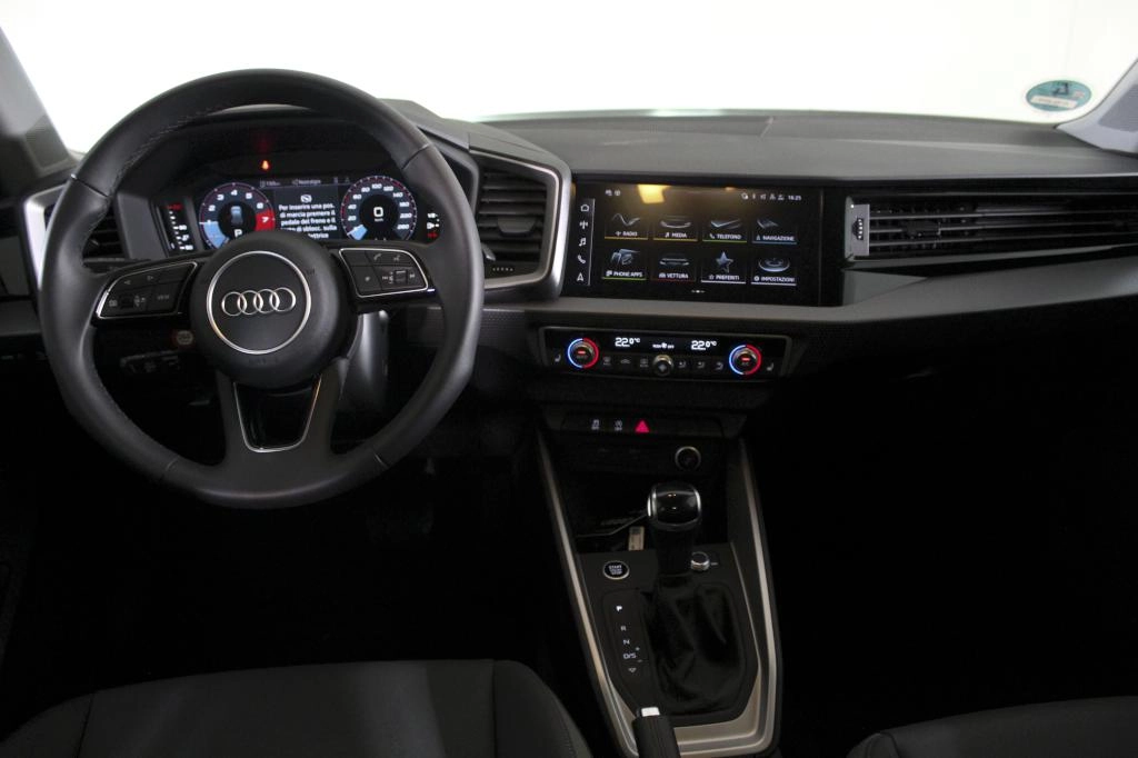 img-2 Audi A1 Sportback Audi AU-U79049